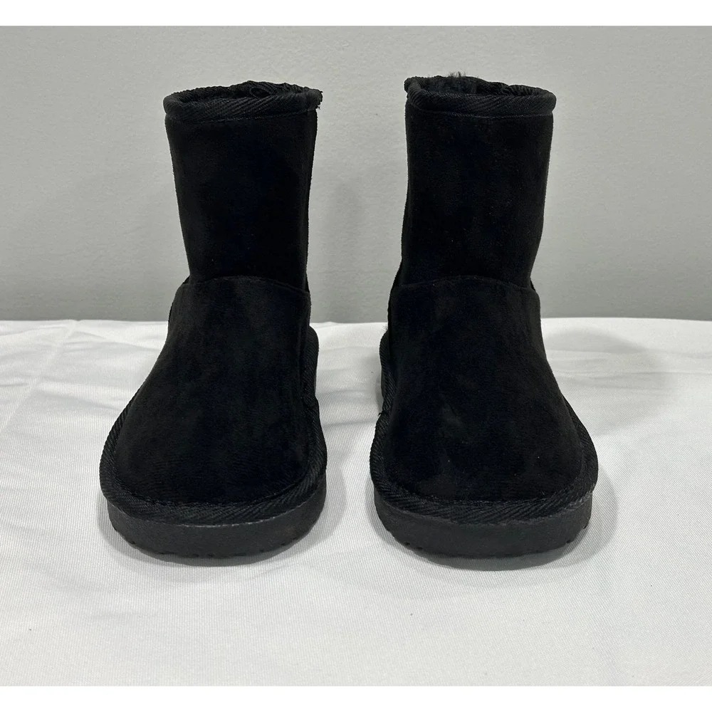 Children's Place Girls Cozy slip on Black Faux Fur boots Size 12 Like‎ New
